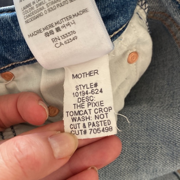 MOTHER Denim The Pixie Tomcat Crop Jeans in Not Cut & Pasted Blue 27 - Picture 13 of 14